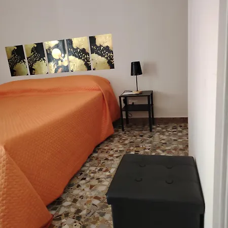 Carmen House Guest house *