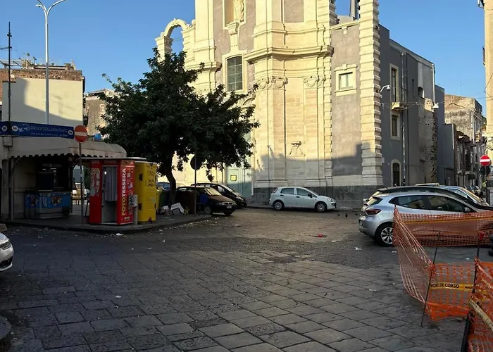 Carmen House 4*