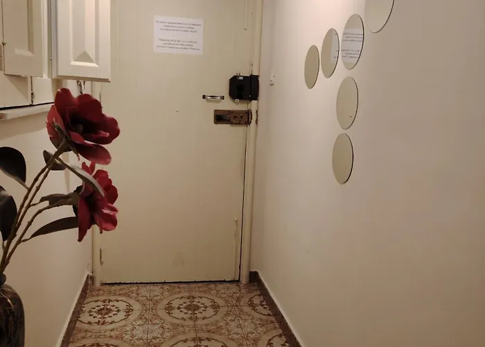 Πανσιόν Carmen House 4*