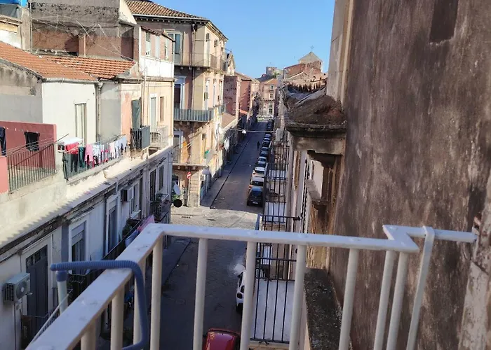 Carmen House Πανσιόν
