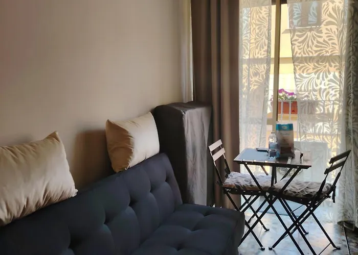 Carmen House Πανσιόν